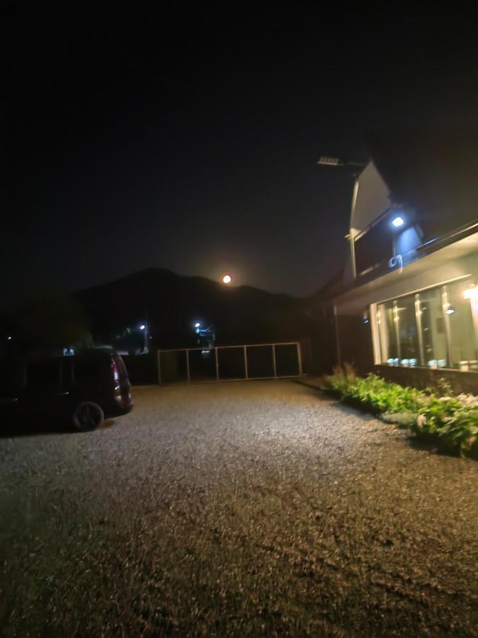 Casa Boila Hotell Bîrsana Exteriör bild