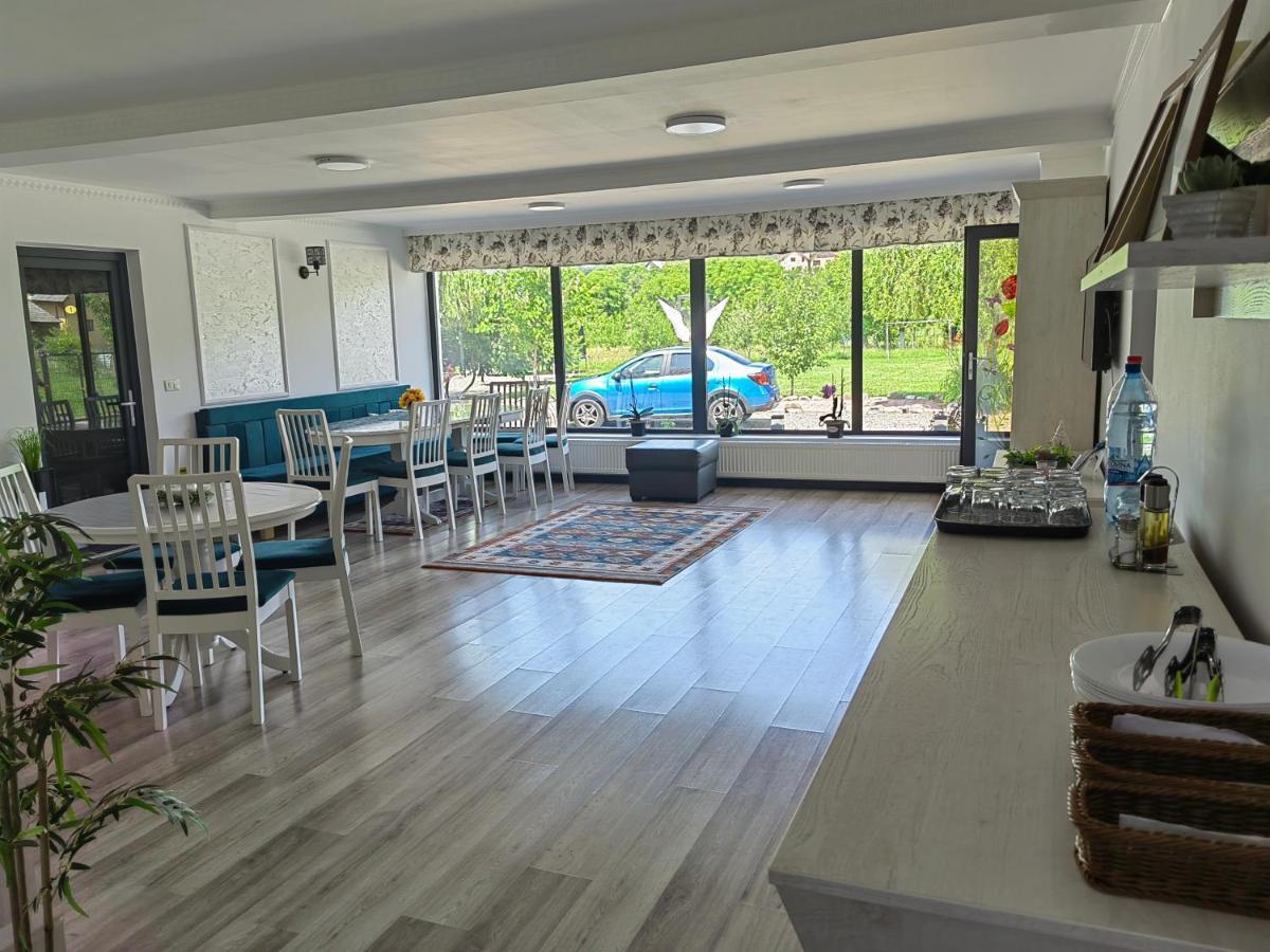 Casa Boila Hotell Bîrsana Exteriör bild